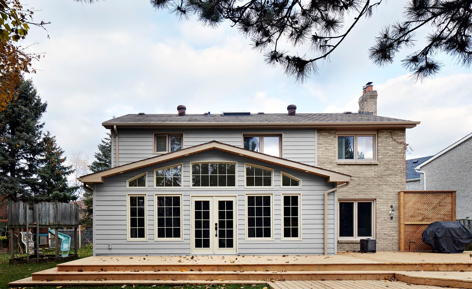 Exterior of addition on back of home in Markham by Master Edge Homes 